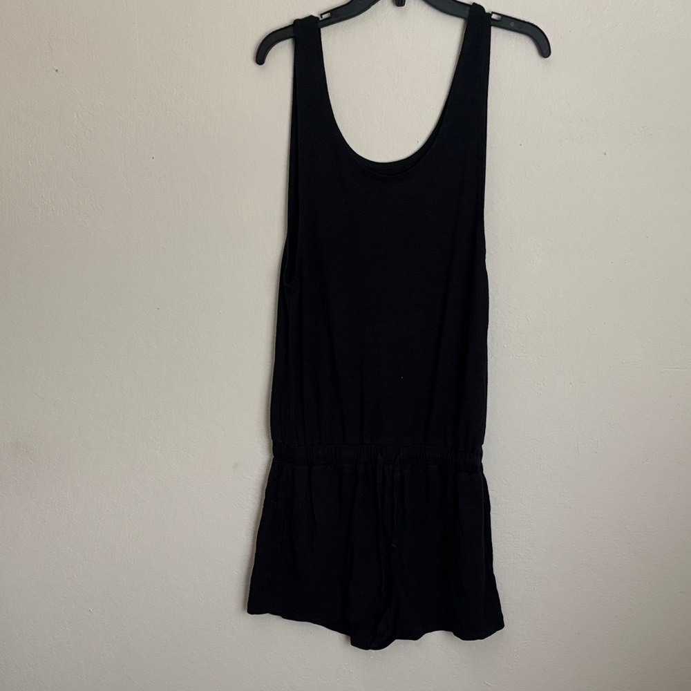Everlast Women’s Black Sleeveless Romper size medium